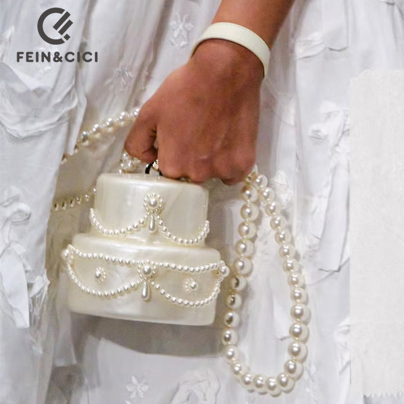 Women'S Evening Bags - Cakevormige clutch bag acryl parelkleur Avond