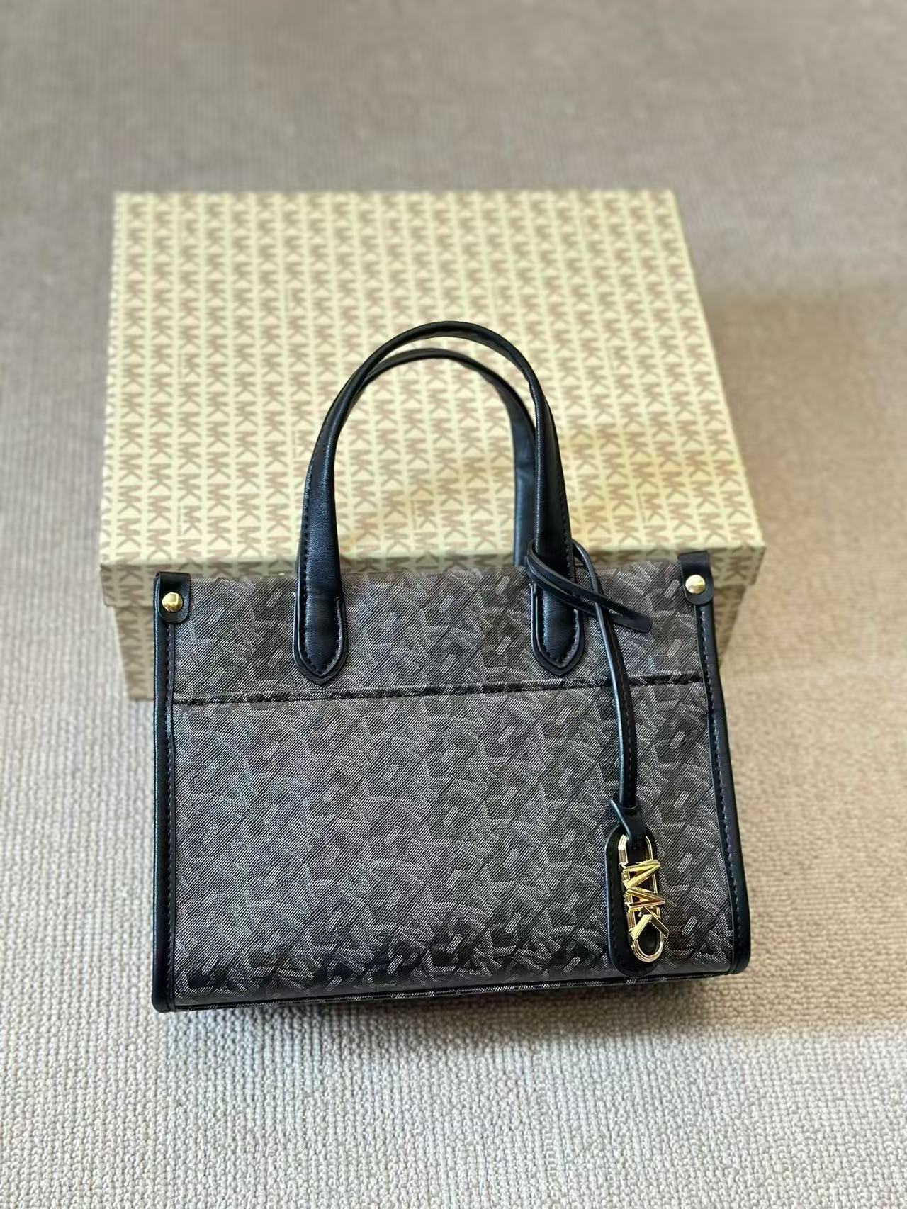 Gloednieuwe Michael Kors draag - Women'S Tote Bags Michael Kors recensie en prijs
